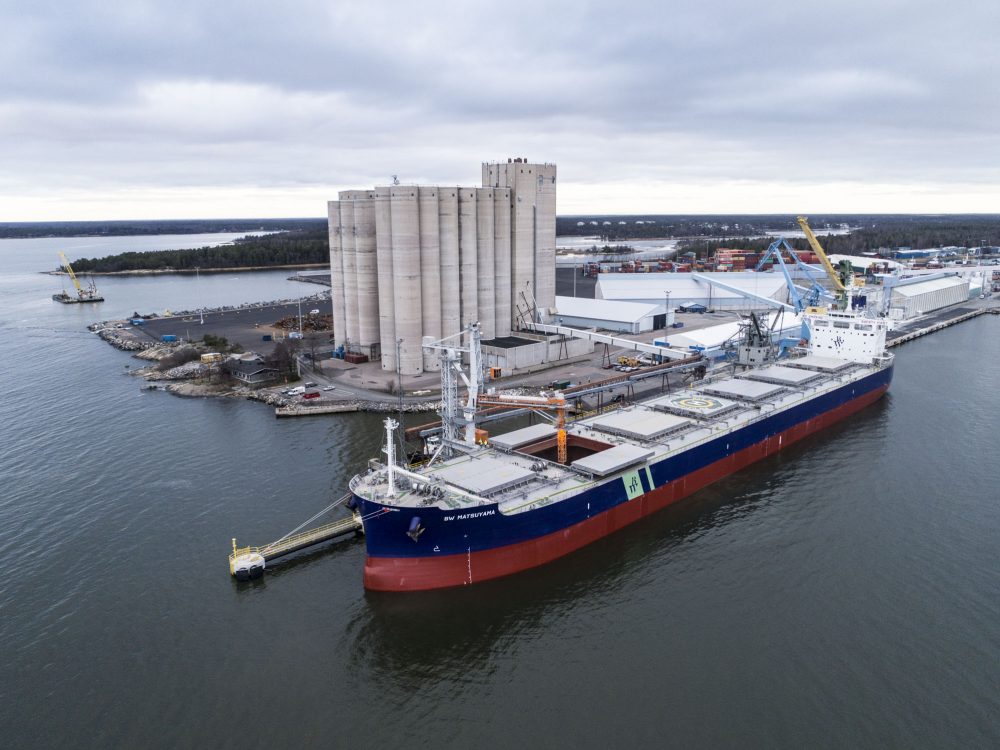In Viljava’s Rauma port terminal was loaded biggest Panamax -vessel ever visiting the Port of Rauma